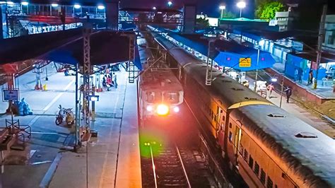 Nashik Road Railway Station at Night | Unstopping Train | Indian ...