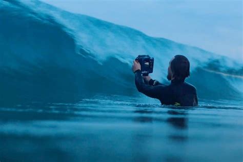 Best Cameras and Gear for Surf Photography