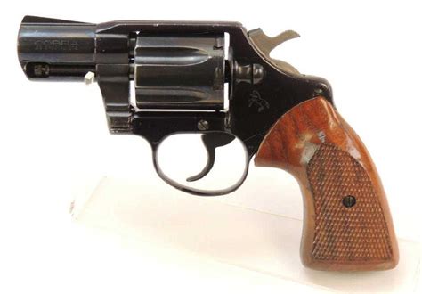 1977 Colt Cobra .38 Special Snub Nose Revolver