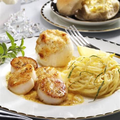 Pan-Fried Scallops with White Wine Reduction Recipe | Taste of Home