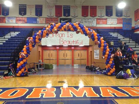 Homecoming Assembly balloon arch in gym, Bishop Gorman Catholic High School | Balloon arch ...