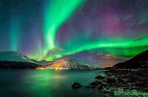 Aurora Borealis, The Wonderful Light in The North Pole's Sky ...