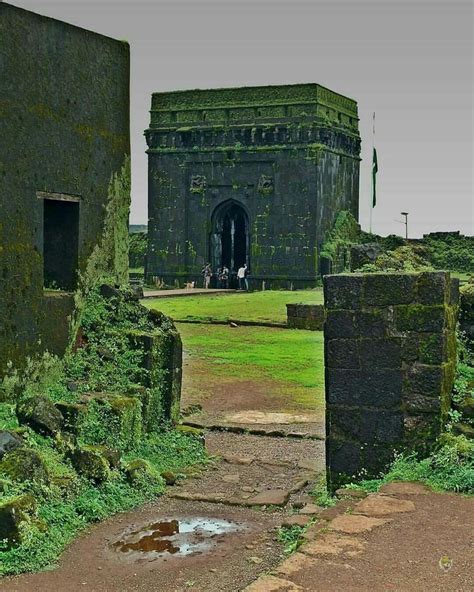 Pin by appa jadhav on Raigad Fort | Ancient indian architecture, Raigad fort, History of india