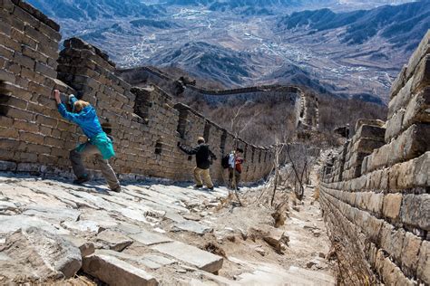 Hiking Jiankou to Mutianyu With Kids on the Great Wall of China | Earth ...