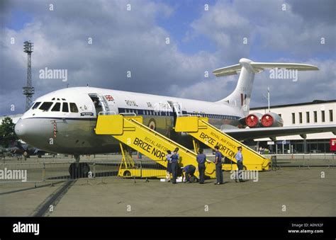 Vickers VC10 RAF Brize Norton Airshow Stock Photo - Alamy