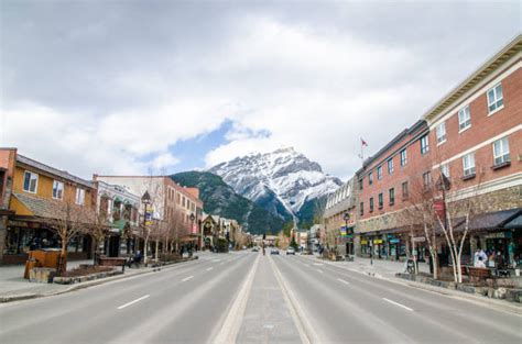 950+ Banff Downtown Stock Photos, Pictures & Royalty-Free Images - iStock