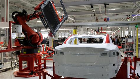 Tesla: 4 states contend for 6,500-job battery plant