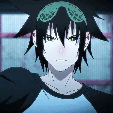 an anime character with black hair and green goggles on his head ...