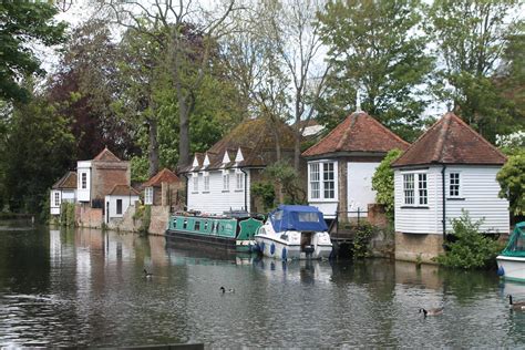 Ware - Hertfordshire, England - Around Guides