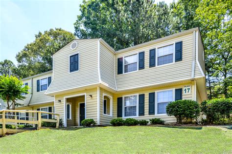 Lakeside Apartment Townhomes Apartments - Atlanta, GA | Apartments.com