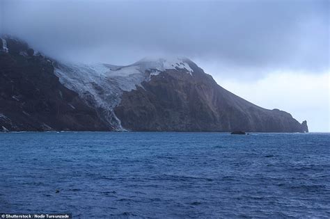 Pictured: Bouvet Island, the world's most remote island | Daily Mail Online