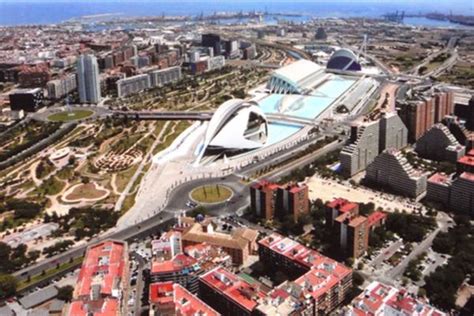 Architecture tour in Valencia - City of Arts and Sciences - Artchitectours