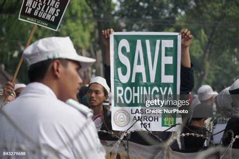 Protest To End Rohingya Massacre In Front Of Myanmar Embassy Jakarta ...