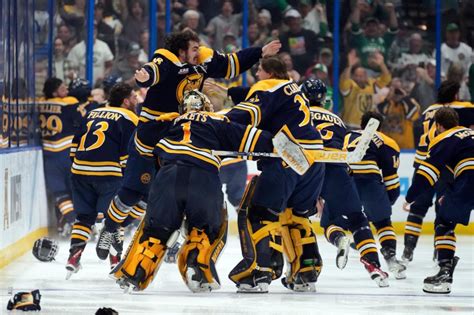 OT goal powers Quinnipiac to national hockey championship – Boston Herald