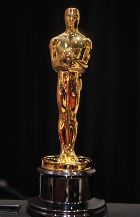 How Does a Film Qualify for the Best Picture Oscar?