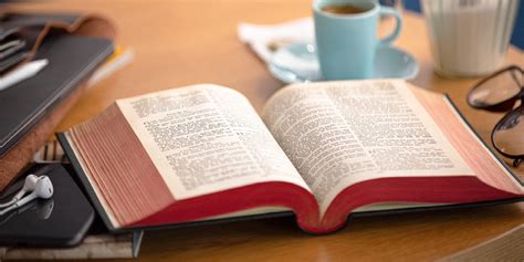 ¿Qué dice la Biblia sobre lo que está bien y lo que está mal? Versículos de la Biblia sobre lo ...