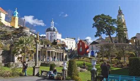 ART and ARCHITECTURE, mainly: Portmeirion, Wales - a delight for all