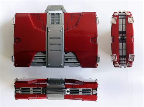 Marvel At "Iron Man 2" Suitcase Concept Art by George Hull « Film Sketchr