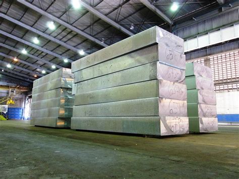 Major aluminum smelter in Romania invests USD 2.75 mln in electric ...