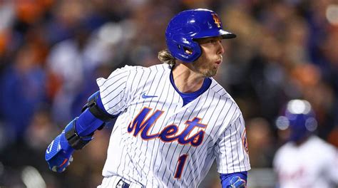 Mets reach four-year, $50M contract extension with reigning NL batting ...