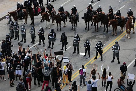 Columbus police temporarily barred from some protest tactics