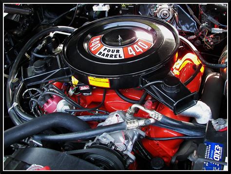 440 Cubes of Mopar Motor | A honking 440 V8 engine. This was… | Flickr