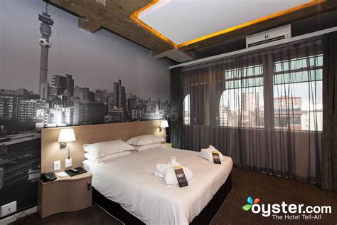 The Reef Hotel - The Standard Double Room at The Reef Hotel | Oyster ...