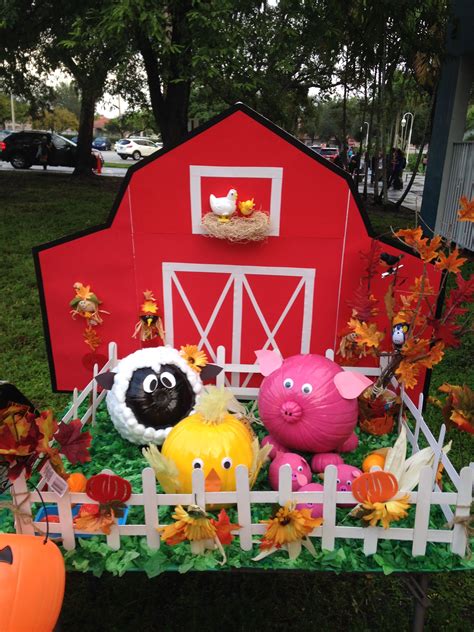 Farm animals with pumpkins. Granja de animals hechos con calabazas. | Pumpkin decorating contest ...