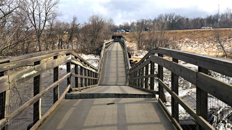 Central Iowa weather: Trestle Trail Bridge in Johnston collapses in ice jam