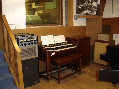 Hammond B3 organ and Leslie speaker at Motown studios Detr… | Flickr