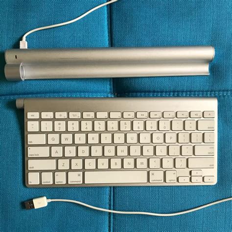 Apple Wireless Keyboard with RECHARGEABLE BATTERY!, Computers & Tech, Parts & Accessories, Other ...