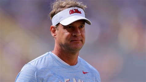 Lane Kiffin's Girlfriend Trending After Posting Vacation Photo