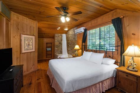 Cabins at Green Mountain, Trademark Collection by Wyndham | Branson, MO ...