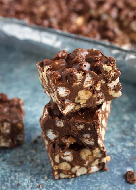 5 Ingredient Chocolate Peanut Bars - Simply Happy Foodie