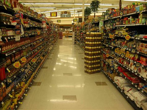 Do I look big in this supermarket? How large shops are making you fat