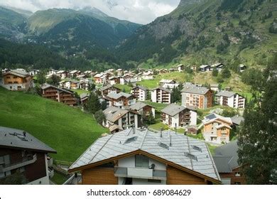 7,965 Zermatt village Images, Stock Photos & Vectors | Shutterstock