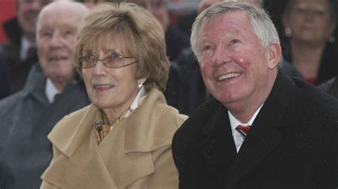 Man Utd stars show support for Sir Alex Ferguson at funeral of Cathy ...