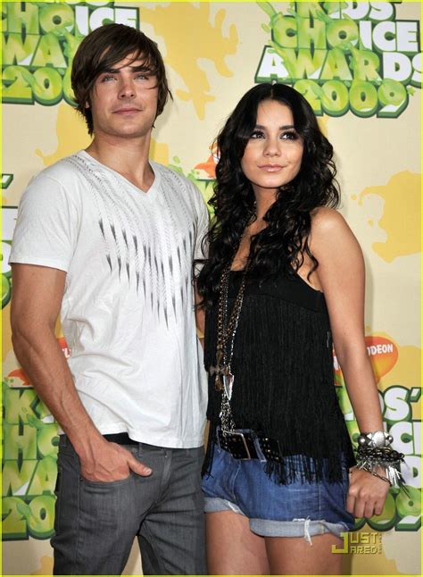 Vanessa Hudgens & Zac Efron - KCA Couple: Photo 1818821 | Kids Choice ...