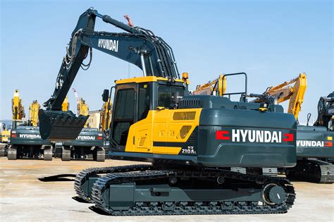 Hyundai unveil brand new stage V excavator - UK Plant Operators