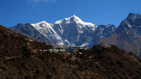 Trekking in Nepal | Info for comfortable treks to strenuous trails