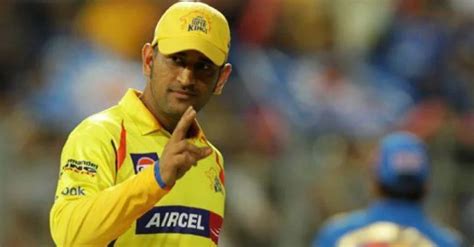 IPL 2020: CSK captain MS Dhoni leave fans awestruck with his witty one-liner regarding social ...