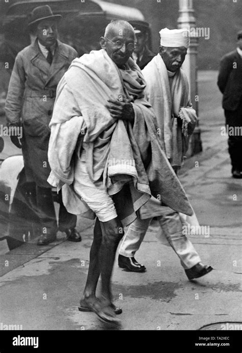 Gandhi irwin pact hi-res stock photography and images - Alamy