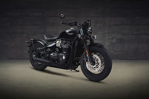 Triumph Bonneville Bobber Black Review | Reviewmotors.co