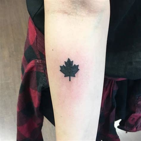 Maple Leaf Tattoo Meaning And Ideas For Men And Women 🍁