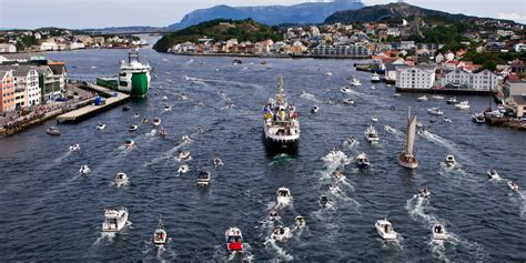 Plan your trip to Kristiansund | Activities, hotels, food and drink | Visit Norway