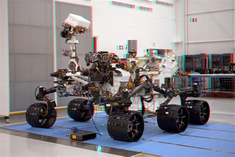 Mars Science Laboratory Mission's Curiosity Rover (Stereo)