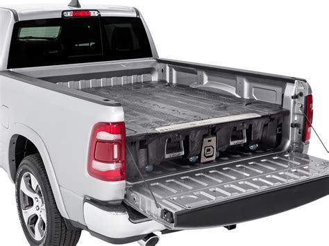 2004 Chevy Silverado 1500 Truck Bed Accessories | RealTruck