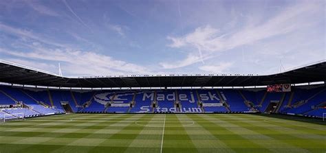 Reading: Could Madejski lose stadium name? – StadiumDB.com