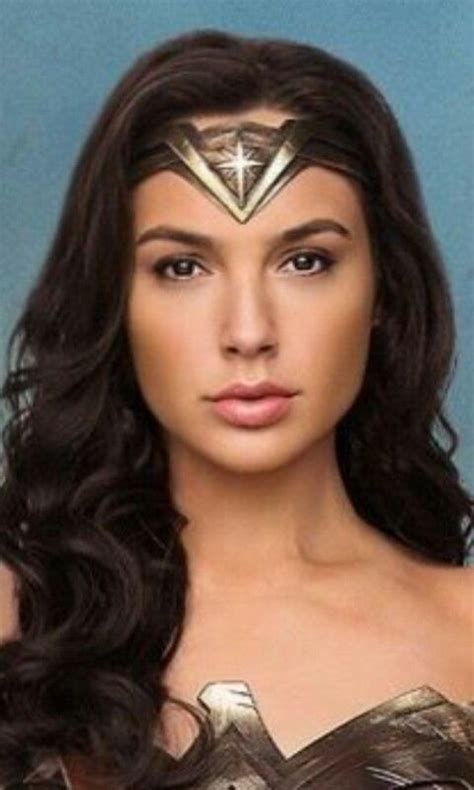 Gal Gadot Wonder Woman Actress - Kenjutaku