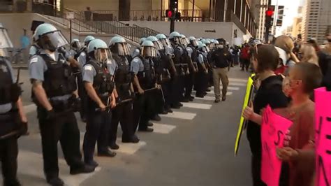 LIVE: Chicago Mayor, Police to Deliver Update as Downtown Protests ...